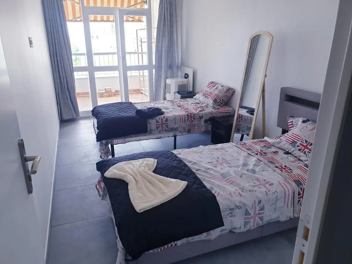 Seaside Haven: Private Room with Ocean View and Convenient Transport Links Nice 0*,  France